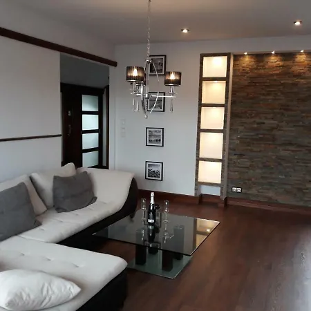 Panorama Apartment *